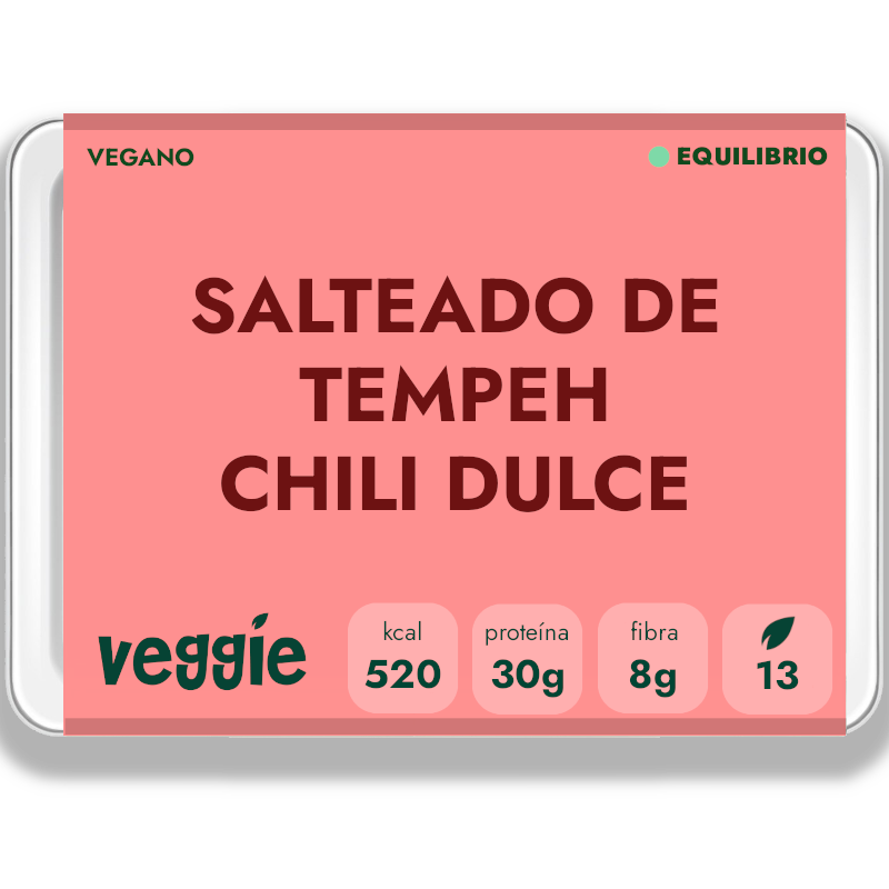 Stir fry de tempeh chilli dulce — kimchi, sésamo y noodles